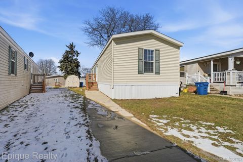 11 Legrand Street Howell City MI 48843