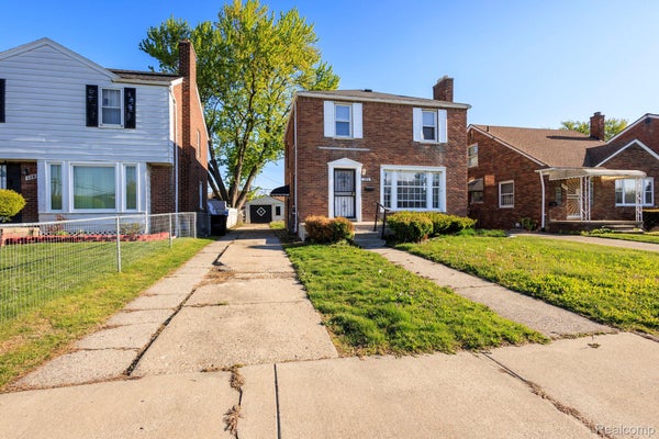 13821 FAIRMOUNT DR, DETROIT, MI 48205 - Image 0e524186a4aaba44fcdddbd9e407c413/2039040484