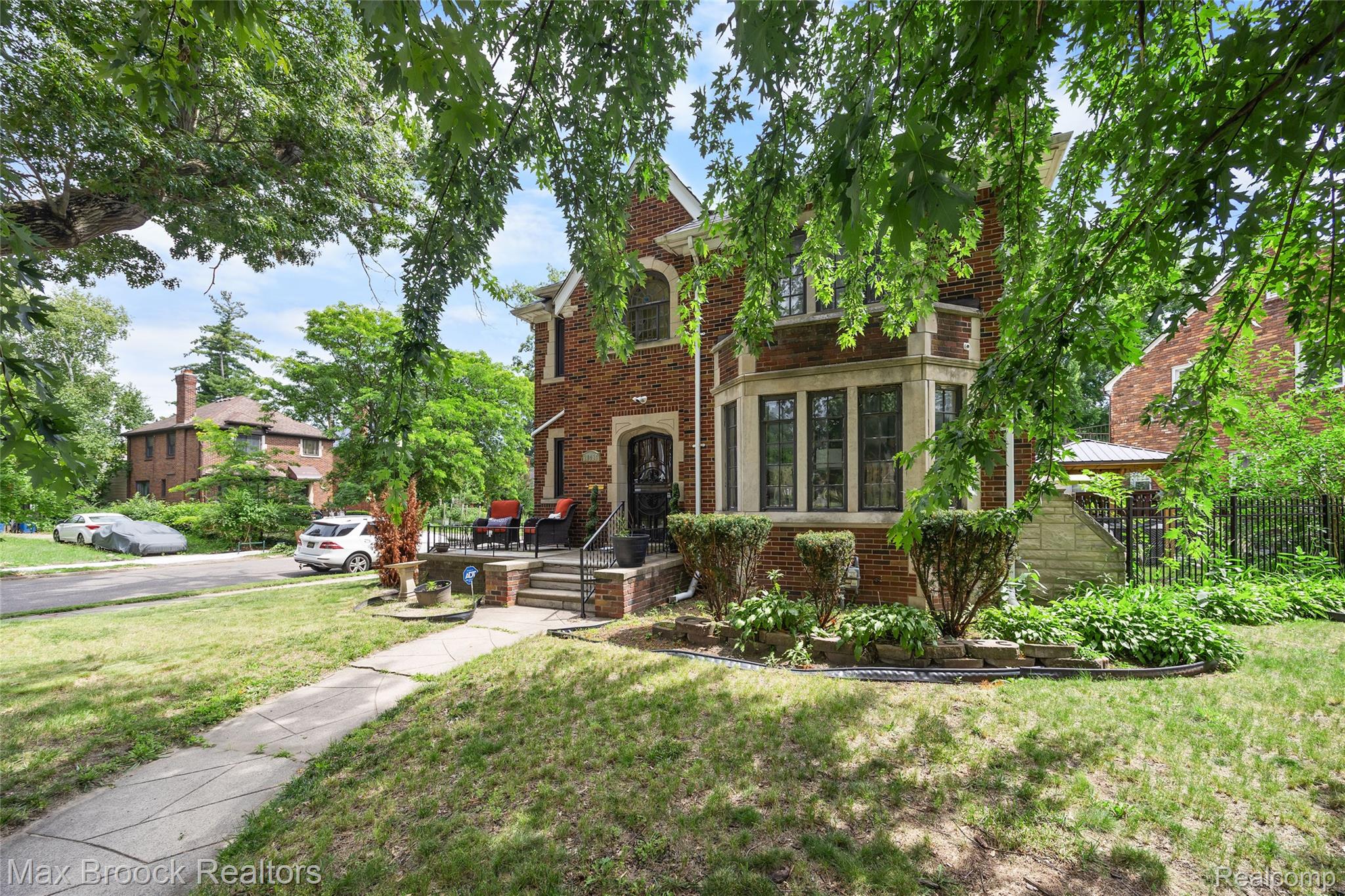 20096 Shrewsbury Road
