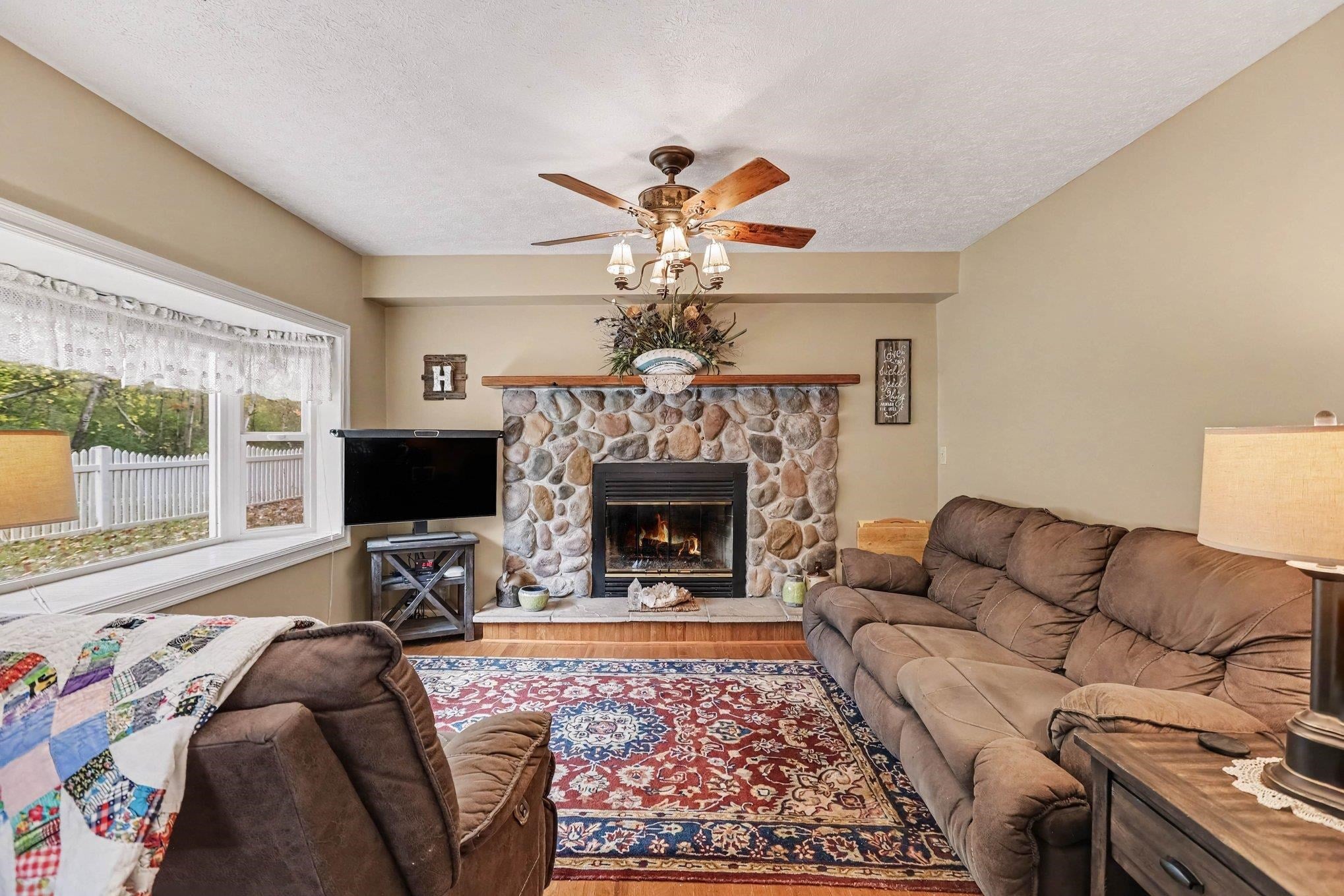 5518 River Road