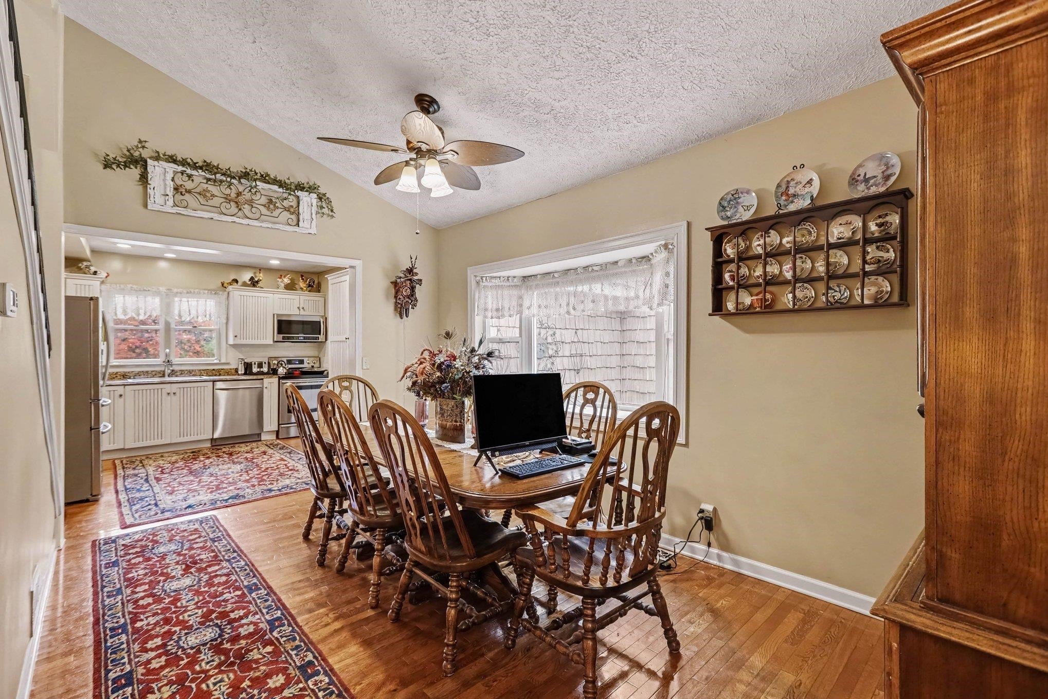 5518 River Road