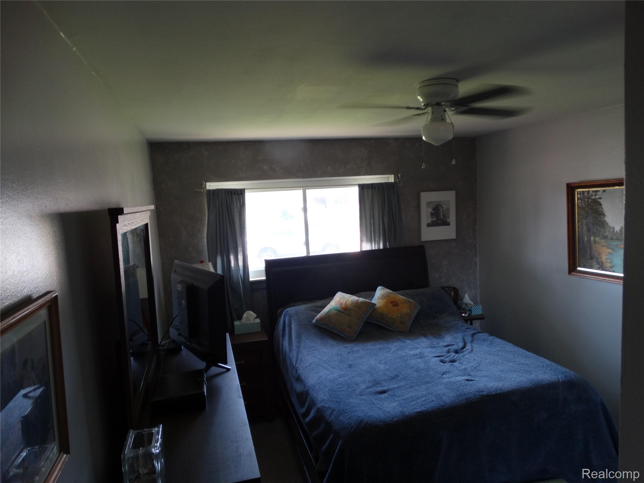 14033 Edison Drive