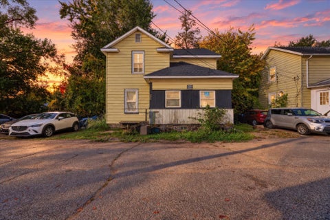 Photo of 1004 Newland Place, Kalamazoo City, MI 49001 (MLS # 64026054578)
