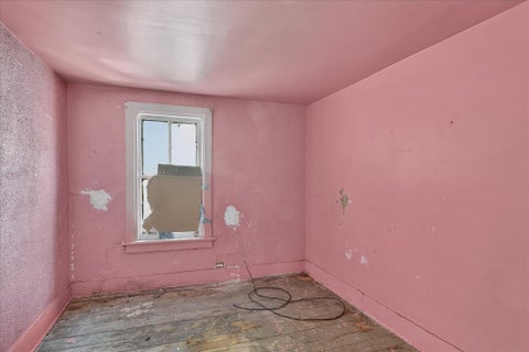 Tiny photo for 1004 Newland Place, Kalamazoo City, MI 49001 (MLS # 64026054578)