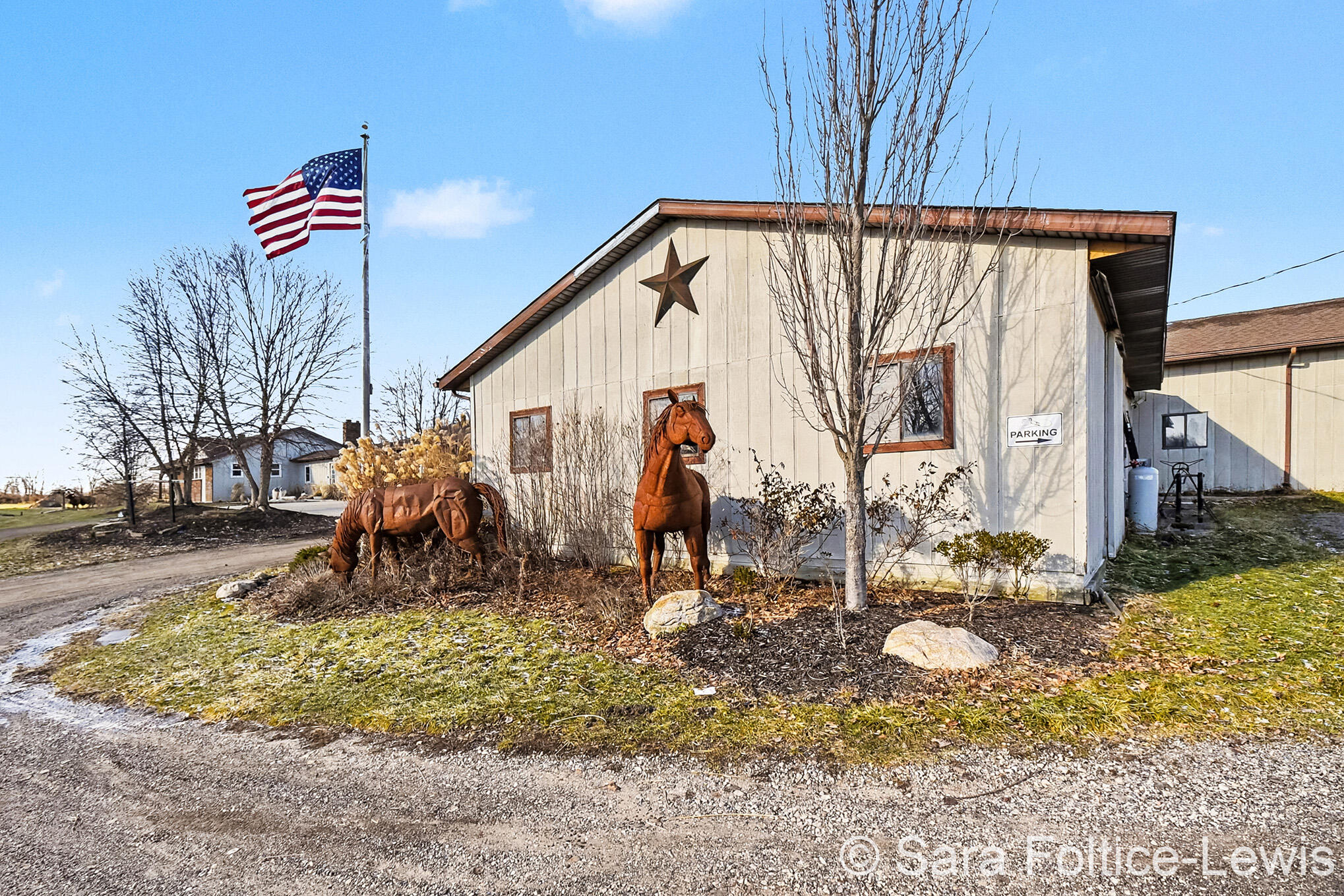 1595 Angling Road SW