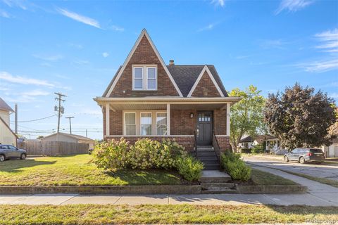 93 Perry Place Wyandotte City MI 48125