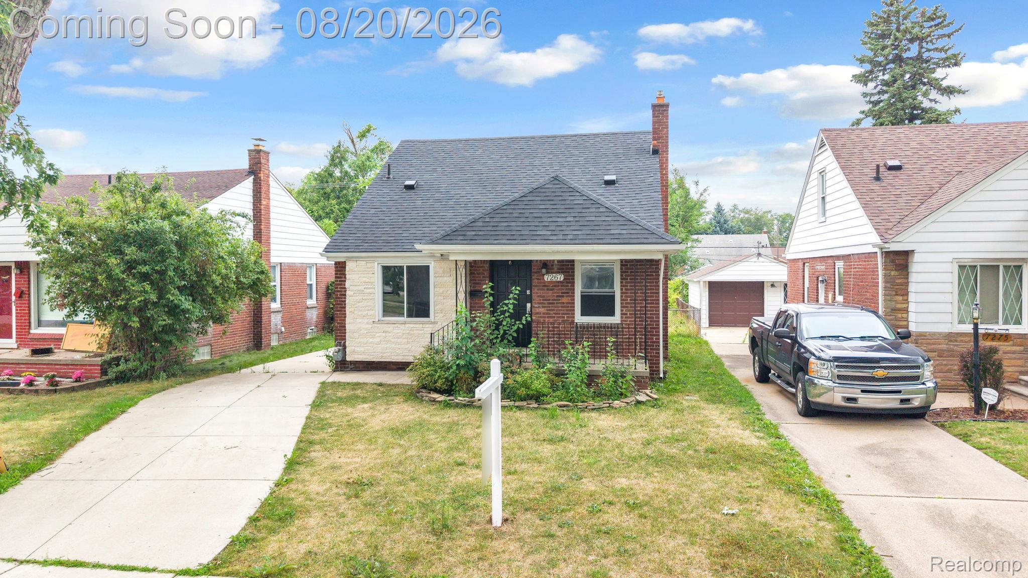 7267 Fenton Street