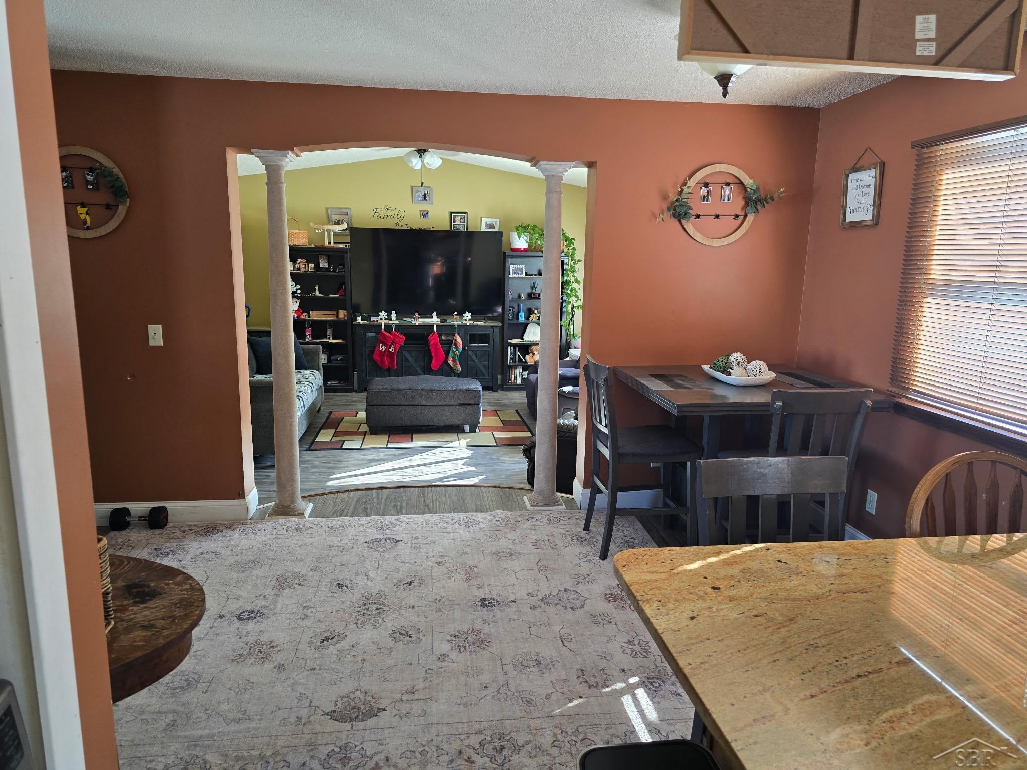 1946 N Mackenzie Lane