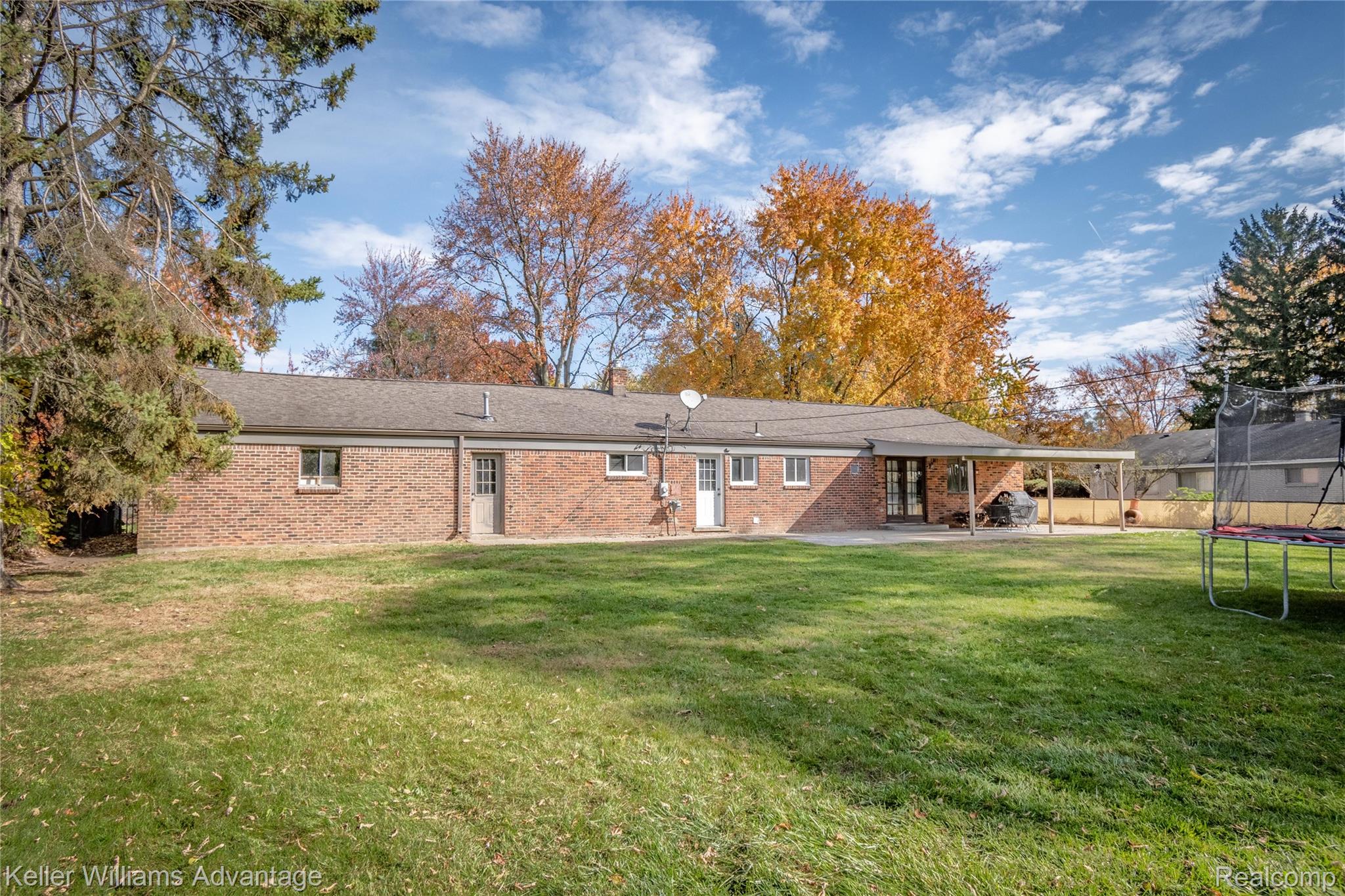 4879 Sundale Drive