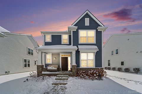 2471 Massoit Road Royal Oak City MI 48073