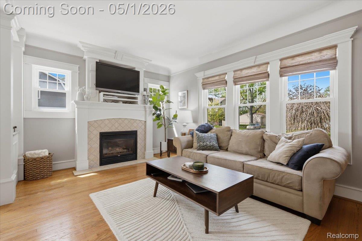 300 N Edison Avenue