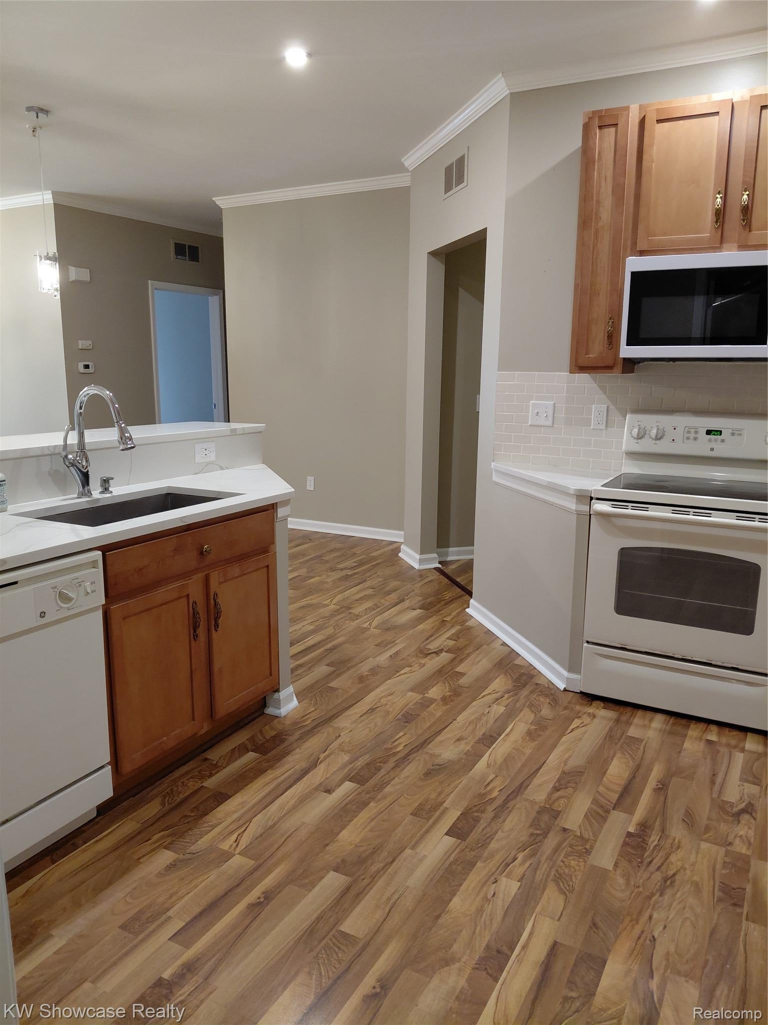 262 N Wixom Road