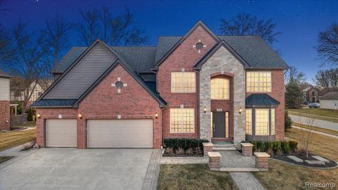 Photo of 3890 Macaw Drive, Troy City, MI 48083 (MLS # 20261017085)