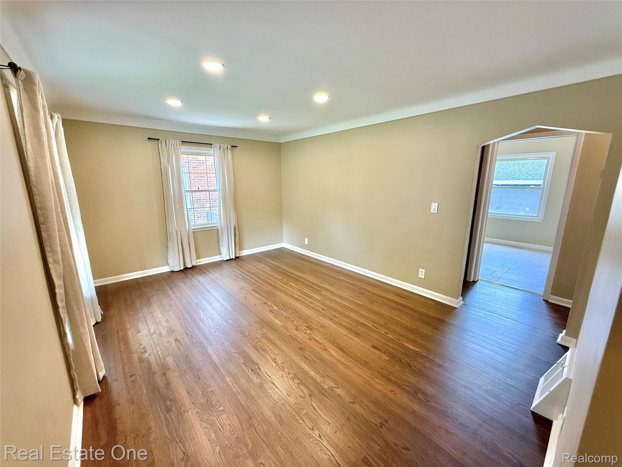 2500 N Wilson Avenue