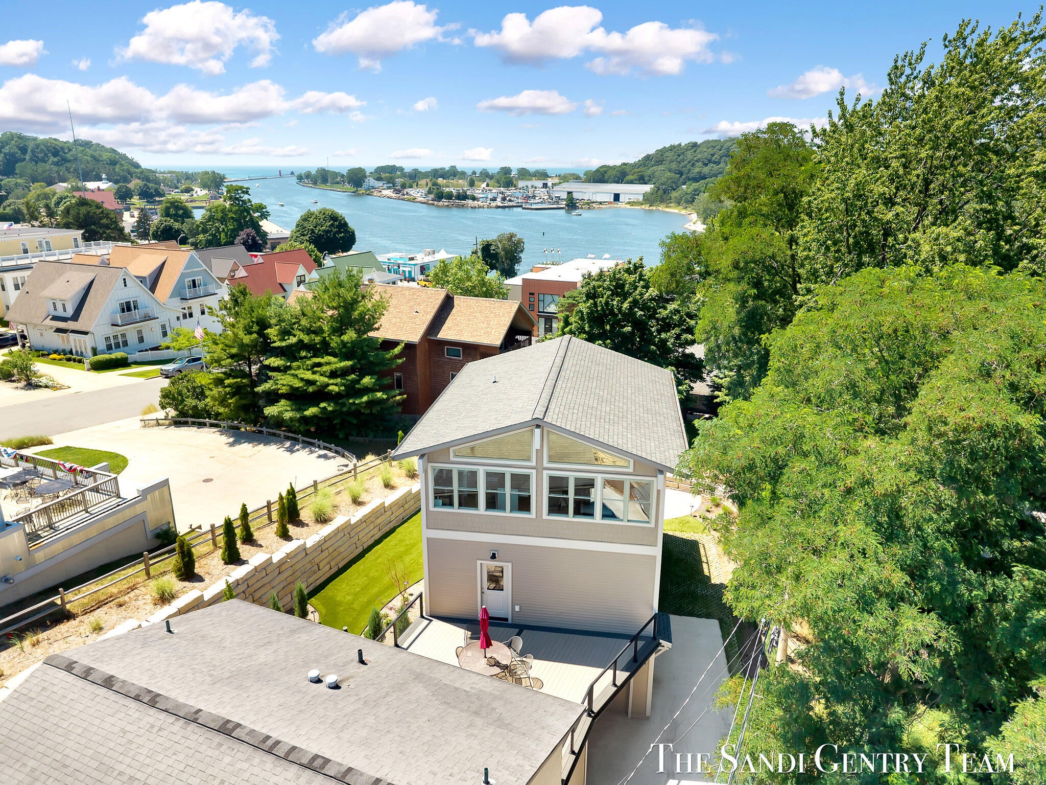 215 S 1st Street