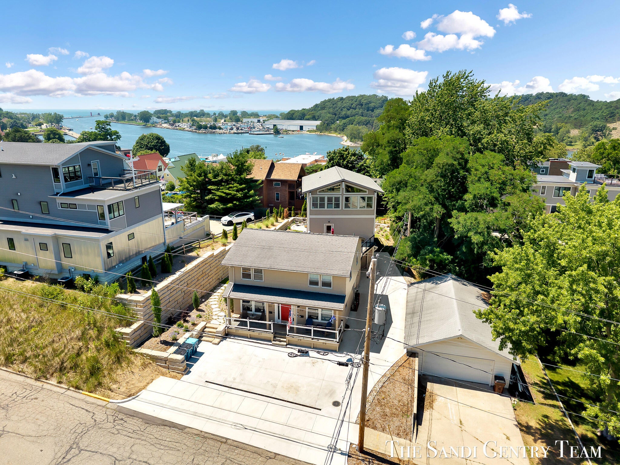215 S 1st Street