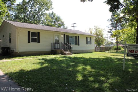 21304 Rockwell Street Farmington City MI 48336