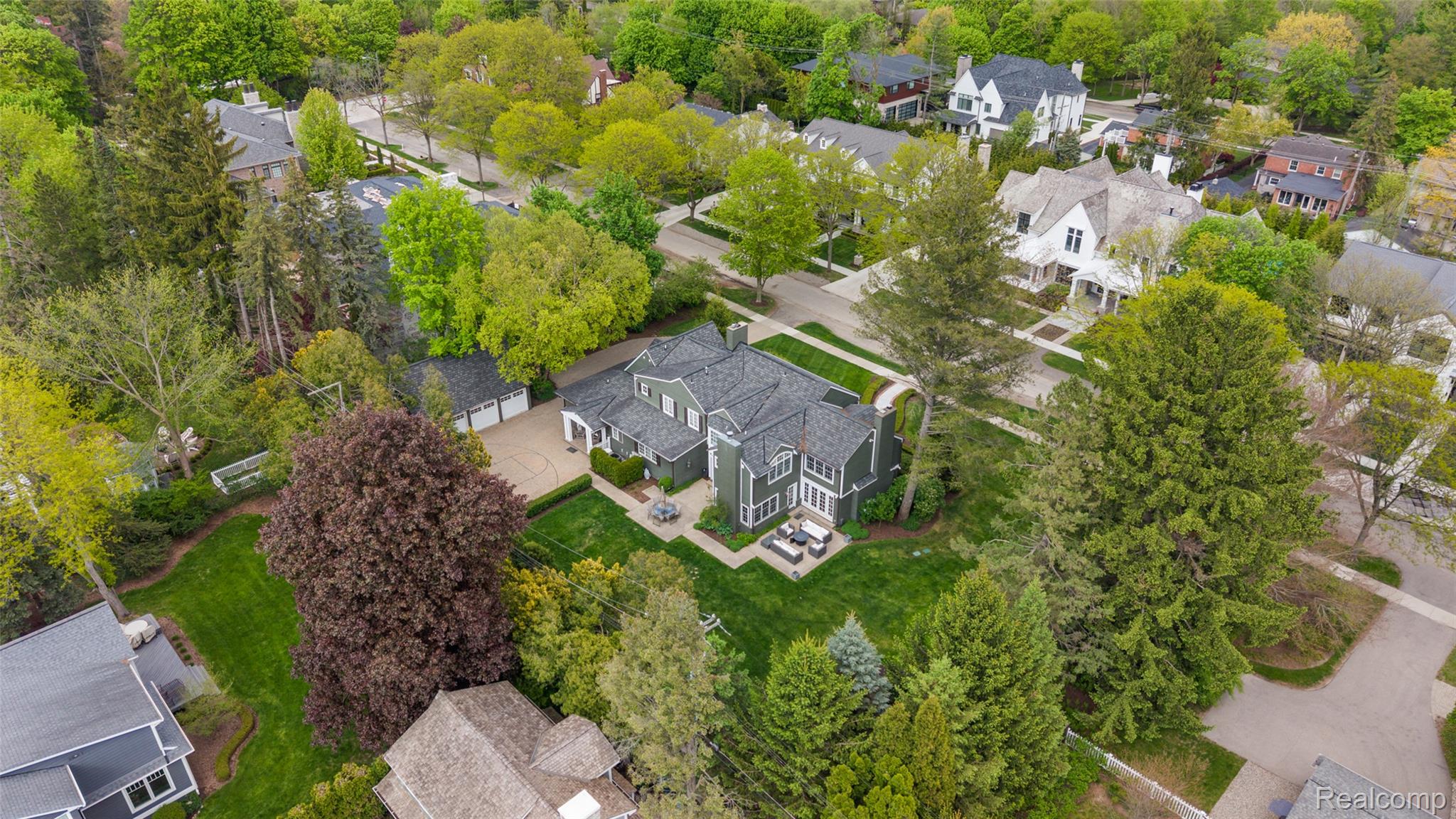 1269 Willow Lane