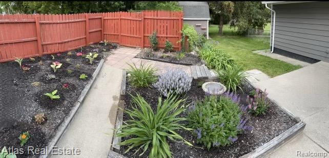 495 W Seymour Lake Road