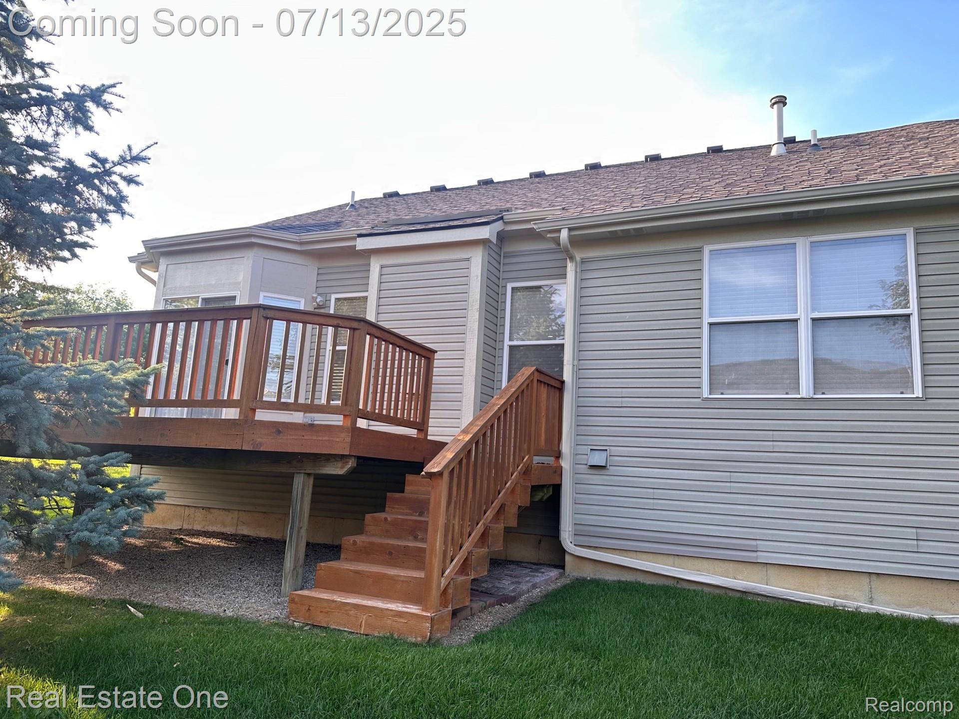 820 Woodhaven Drive Drive