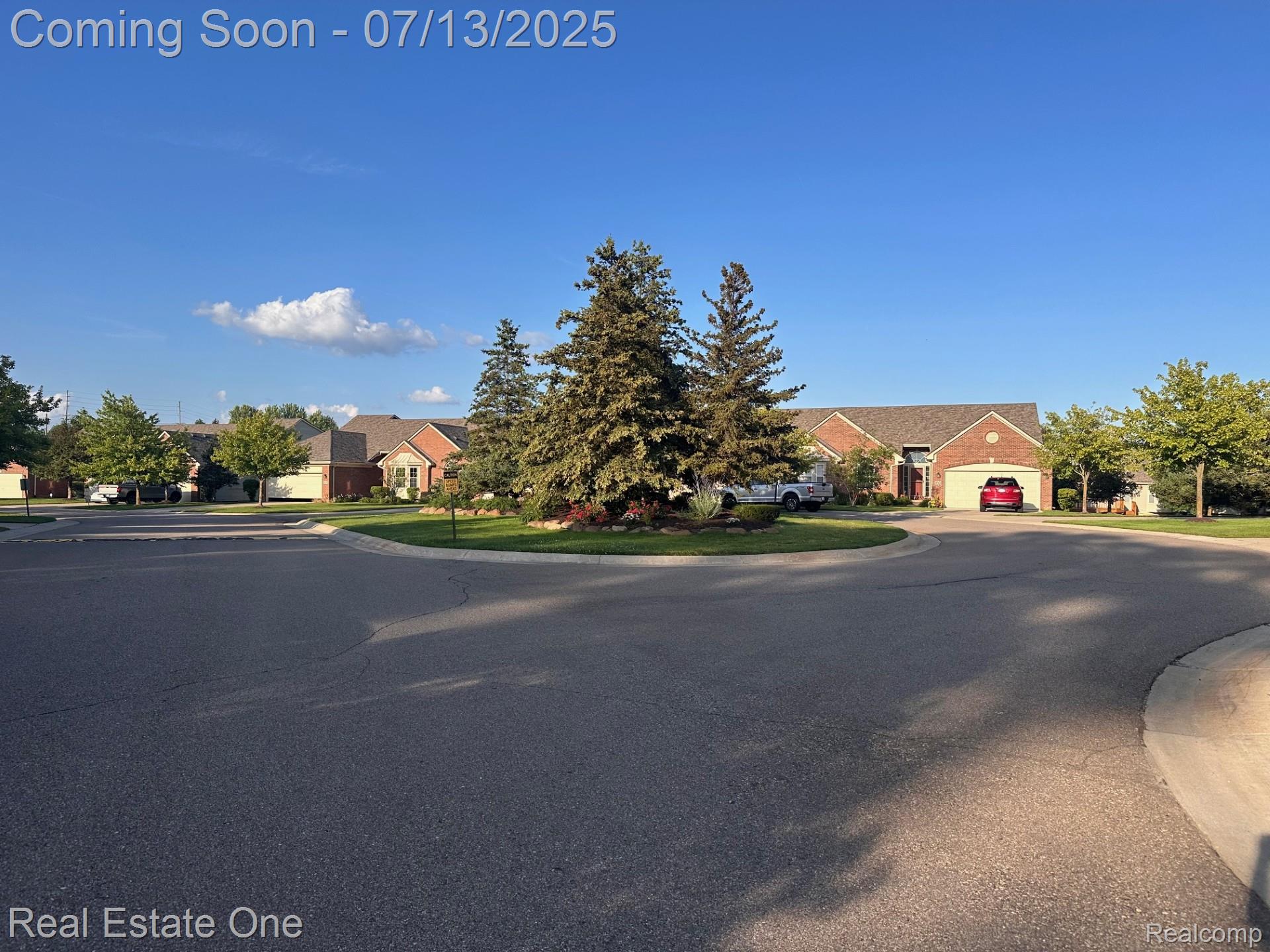 820 Woodhaven Drive Drive