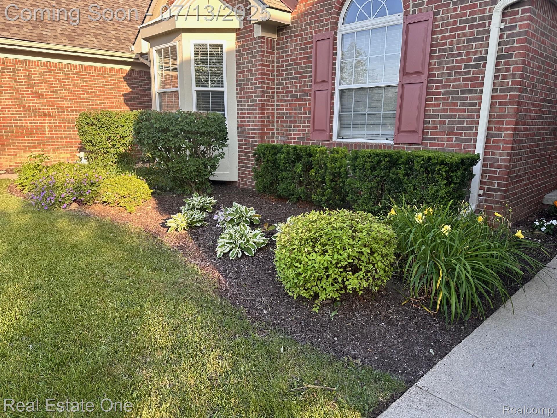 820 Woodhaven Drive Drive