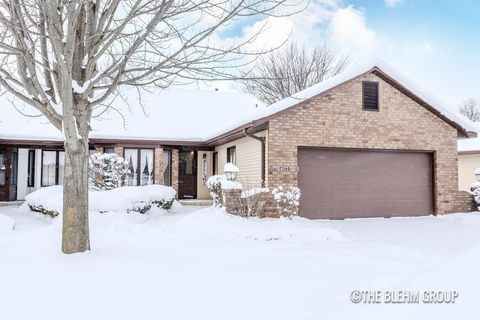 4073 Grandview Terrace SW 15 Grandville City MI 49418