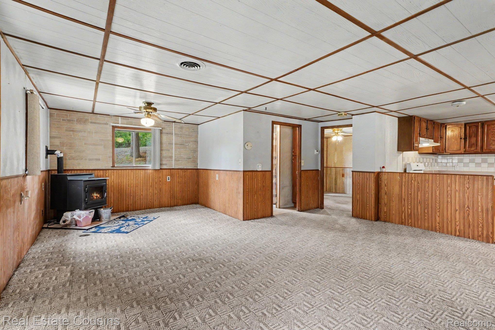 1276 E Elm Road