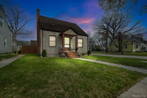 3260 KENWOOD Street Ferndale City MI 48220