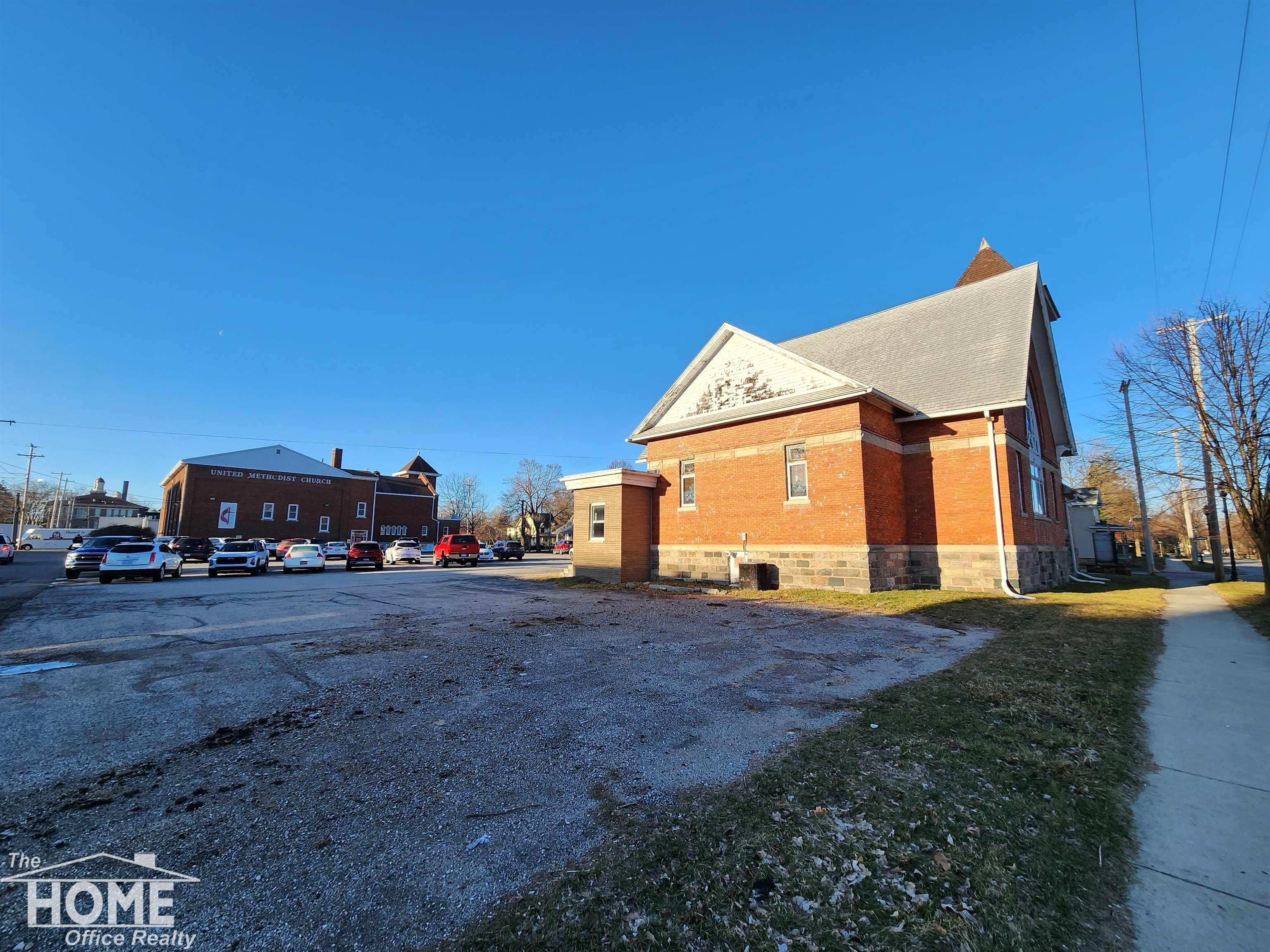 230 N Woodworth Street