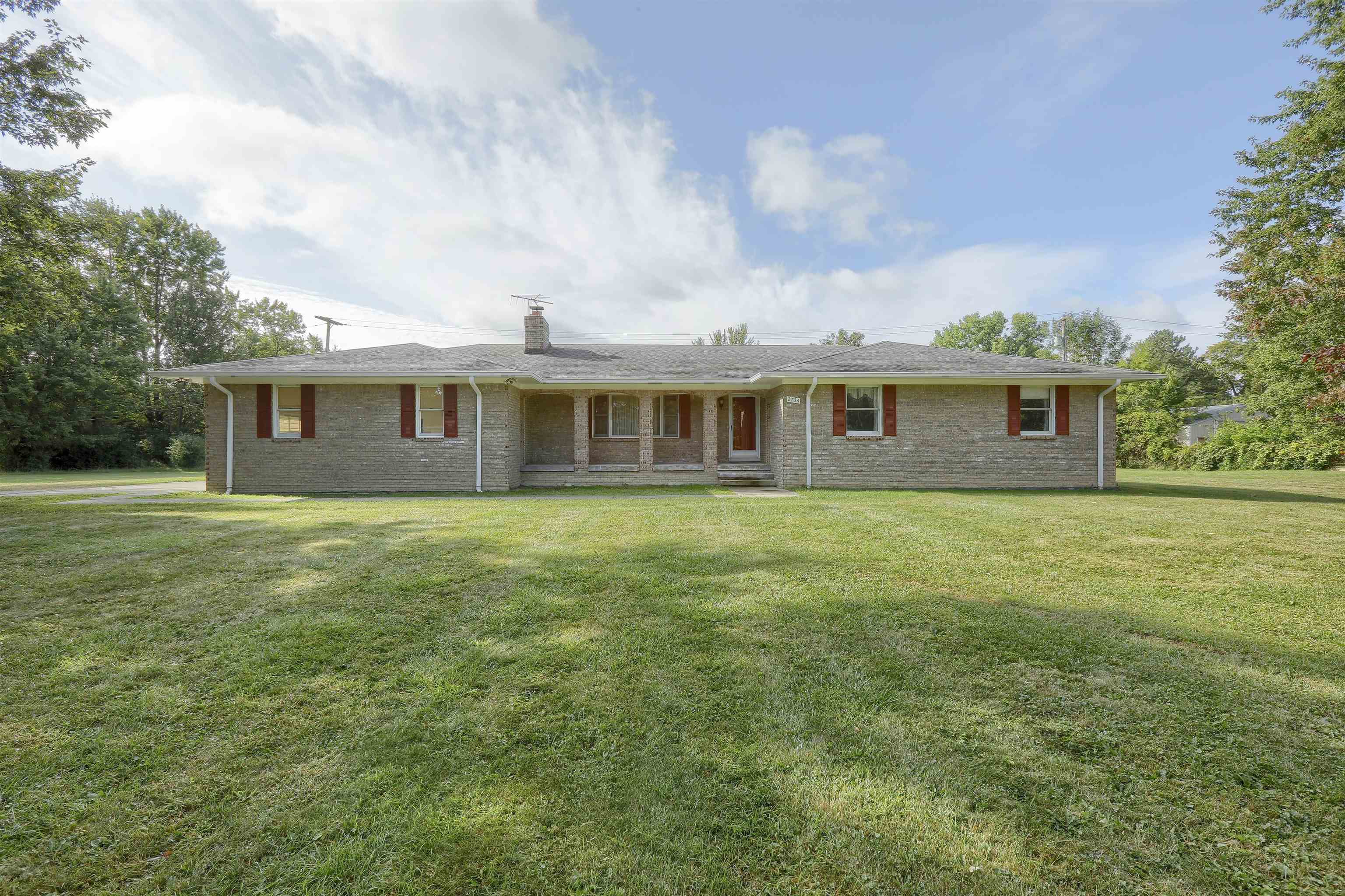 2734 E Wattles Road