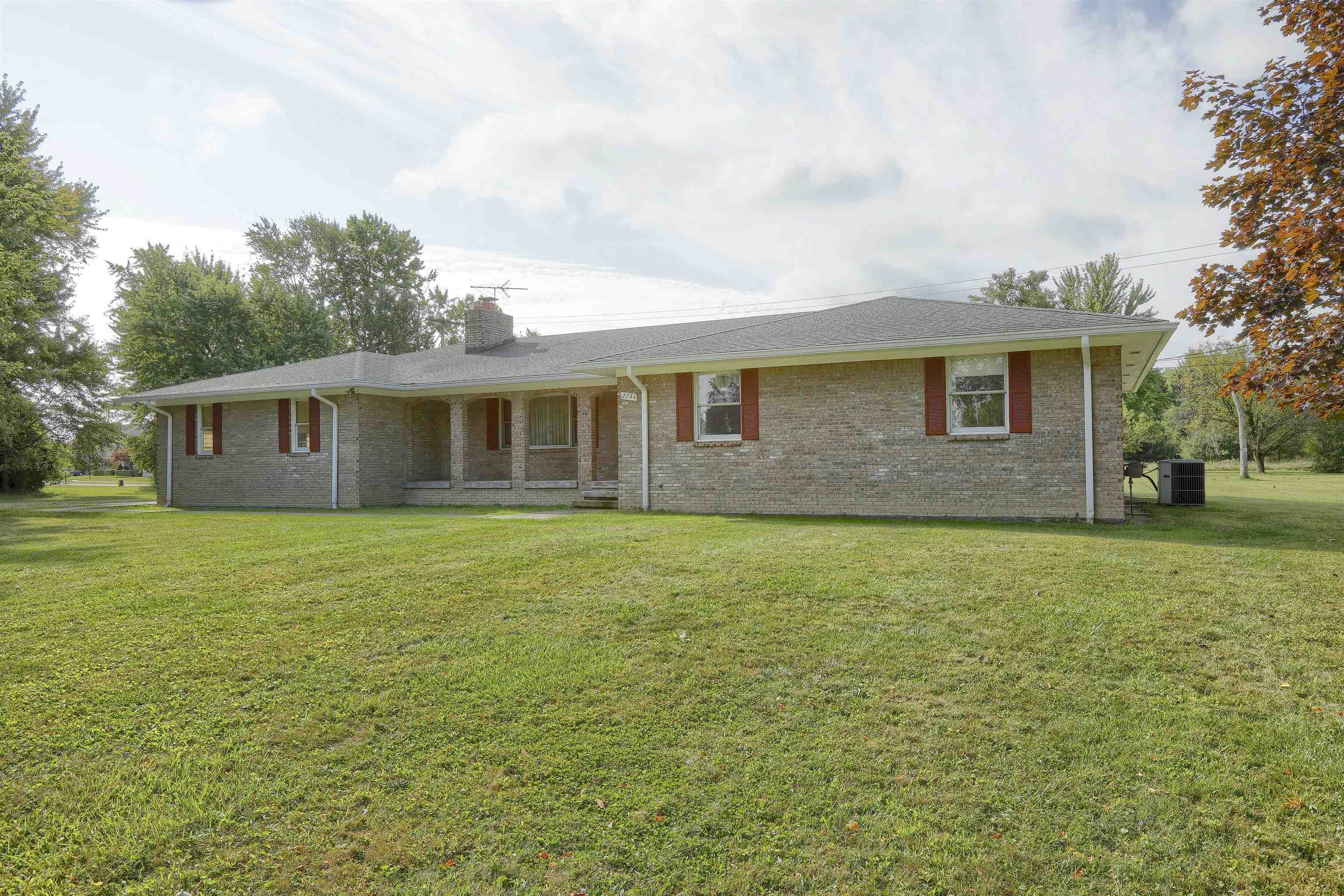 2734 E Wattles Road