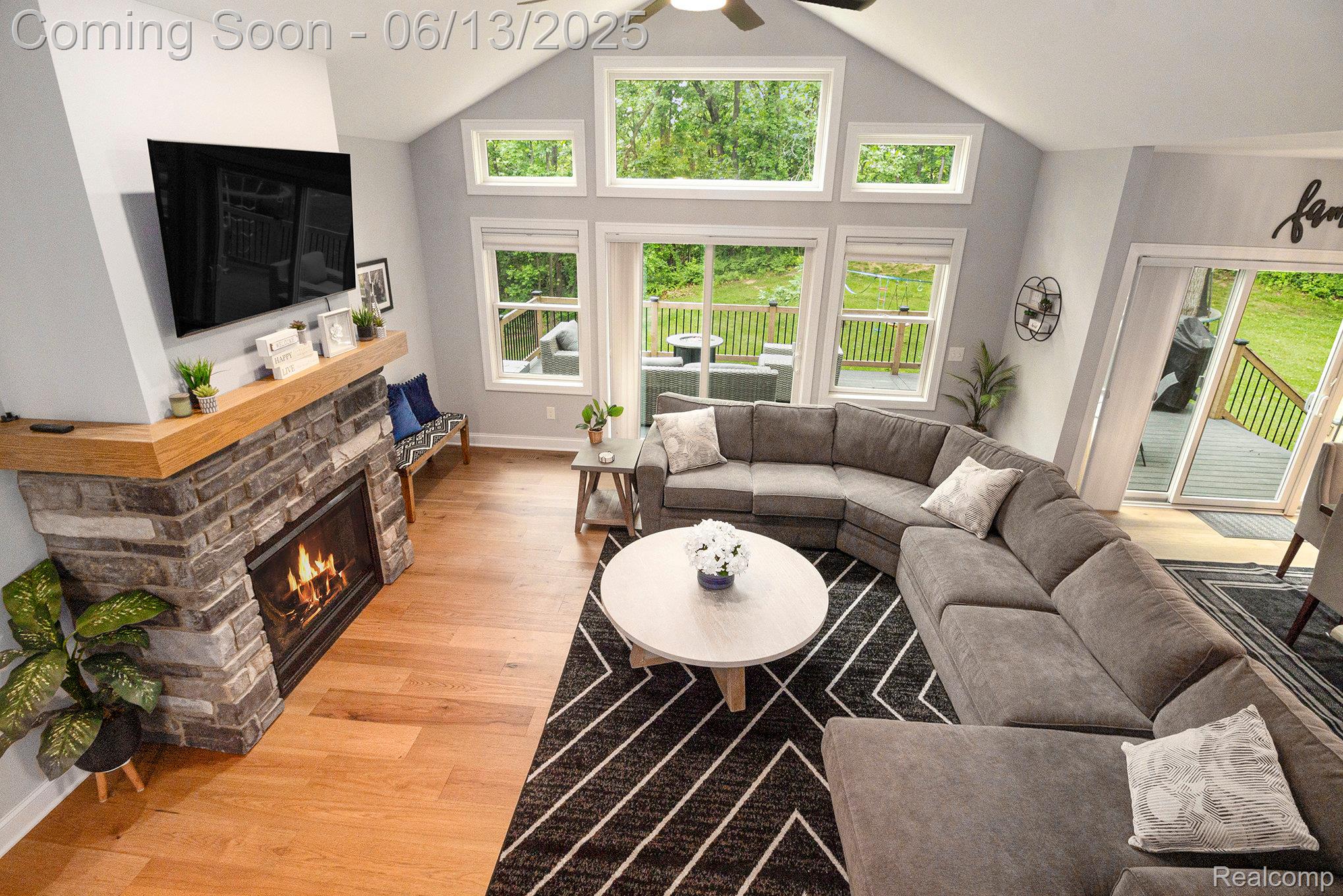 5950 Mountain Top Drive