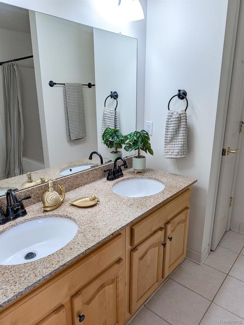 Tiny photo for 5953 High Point Court #29, Brighton Township, MI 48116 (MLS # 20261048906)