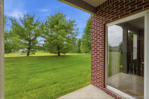 Tiny photo for 5953 High Point Court #29, Brighton Township, MI 48116 (MLS # 20261048906)