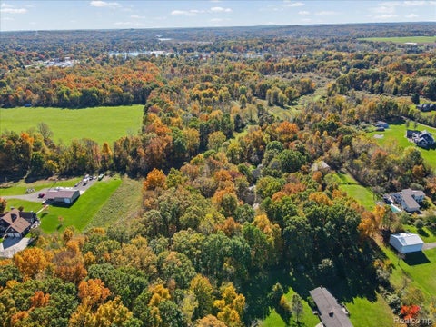 Tiny photo for 2090 Sherwood Court, Ortonville Village, MI 48462 (MLS # 20261084498)