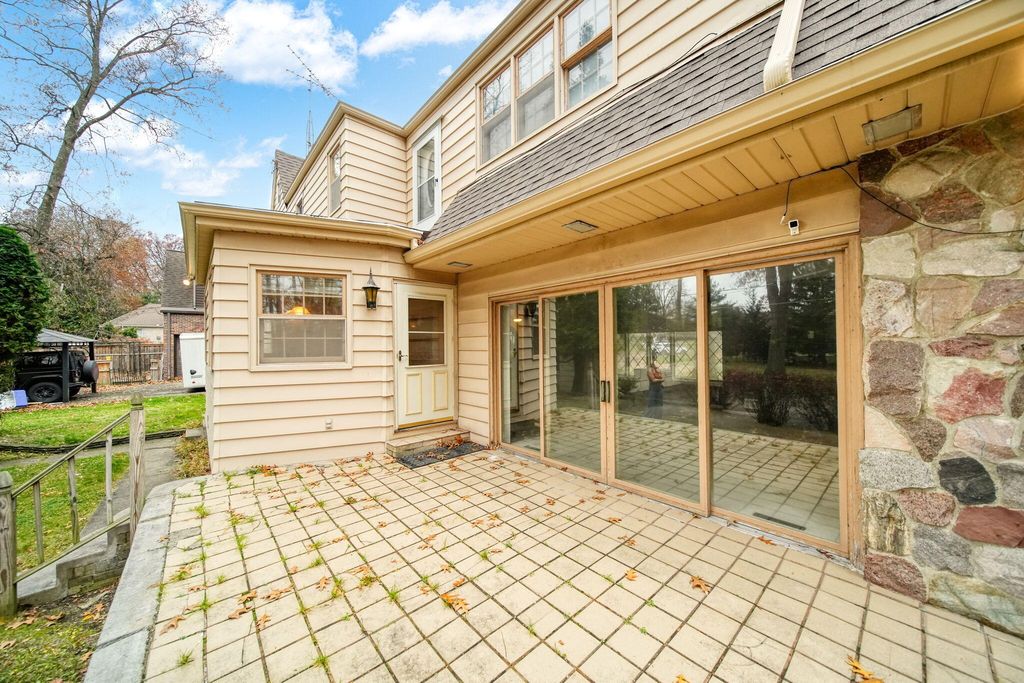 listing image 59