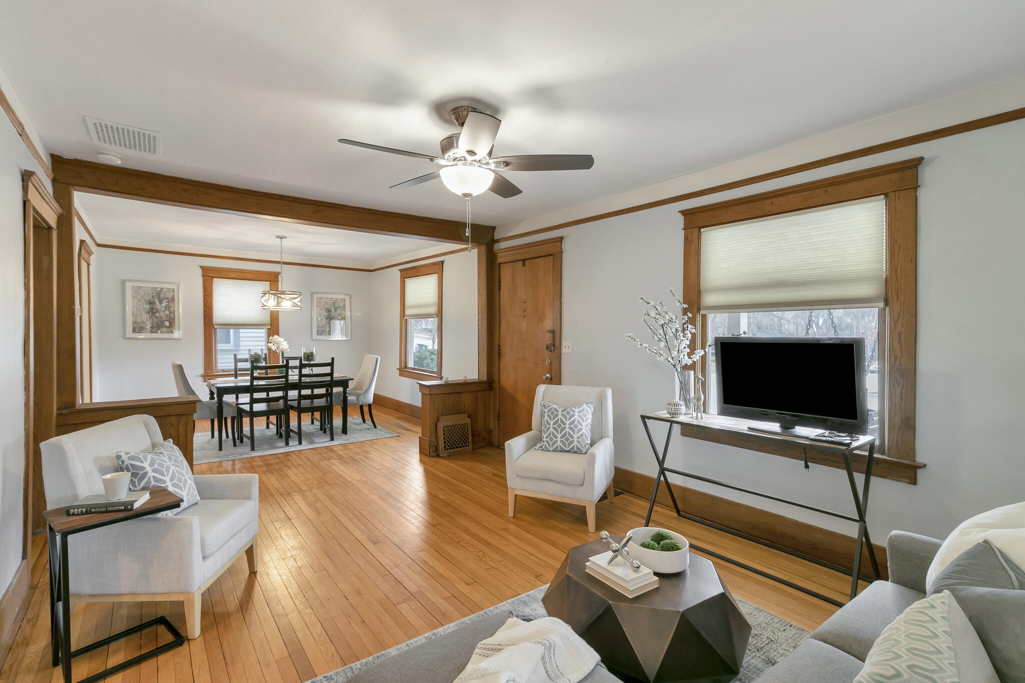 1123 W Huron Street