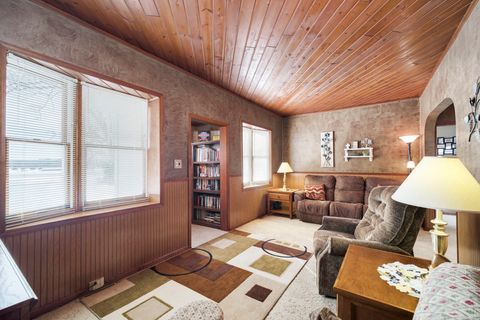 A home in ManisteeTownship_Manistee