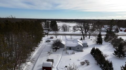 A home in ManisteeTownship_Manistee