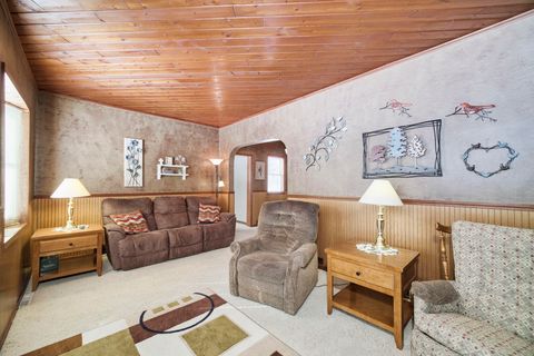 A home in ManisteeTownship_Manistee