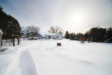A home in ManisteeTownship_Manistee