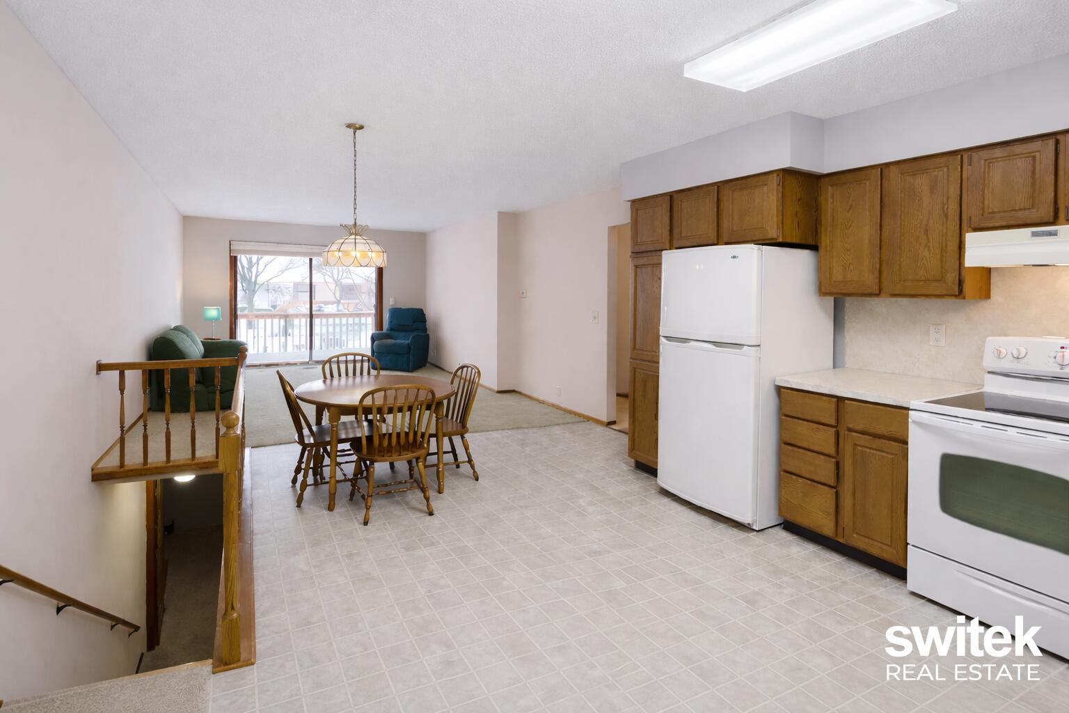 202 Bona Vista Drive NW