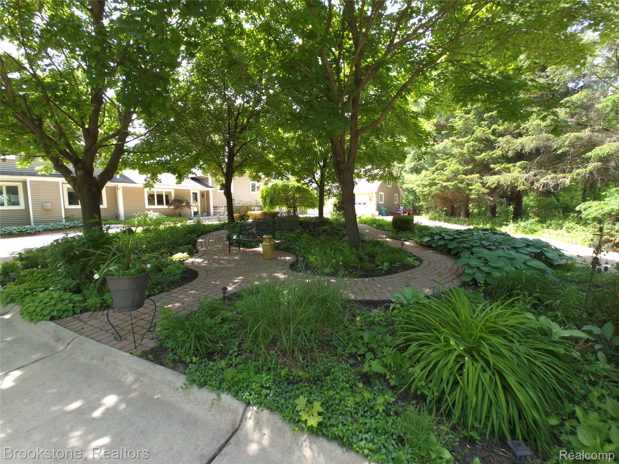 5910 Spring Valley Lane