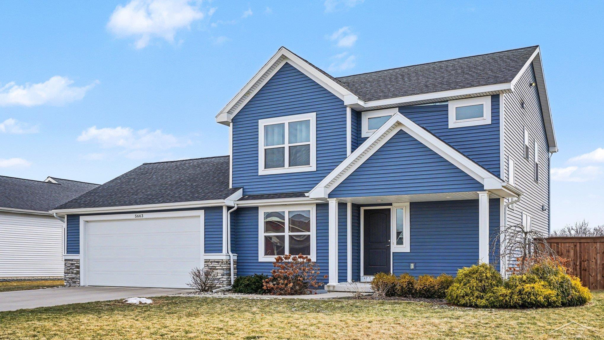 5663 S Stone Briar Lane