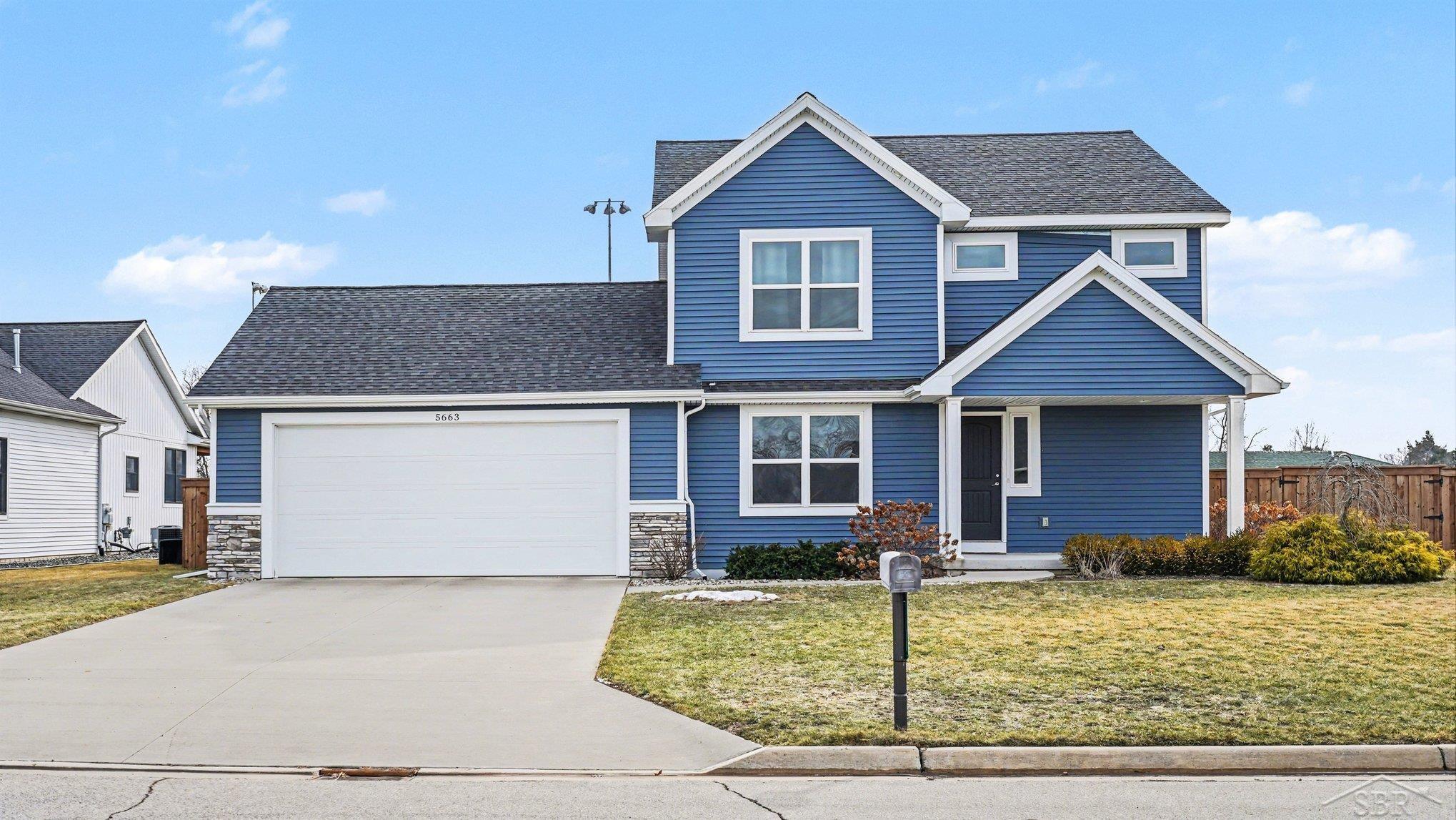 5663 S Stone Briar Lane