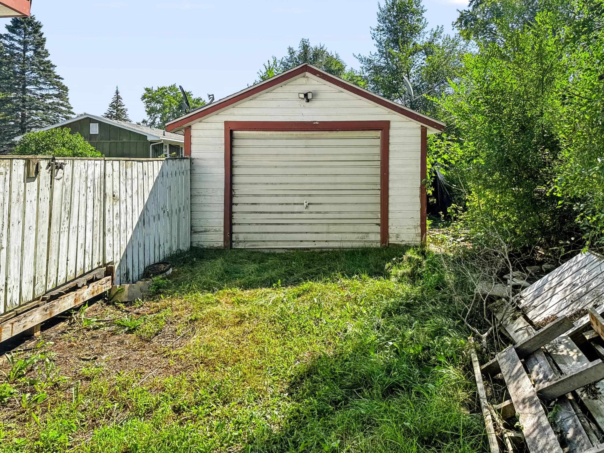 616 Cour Street