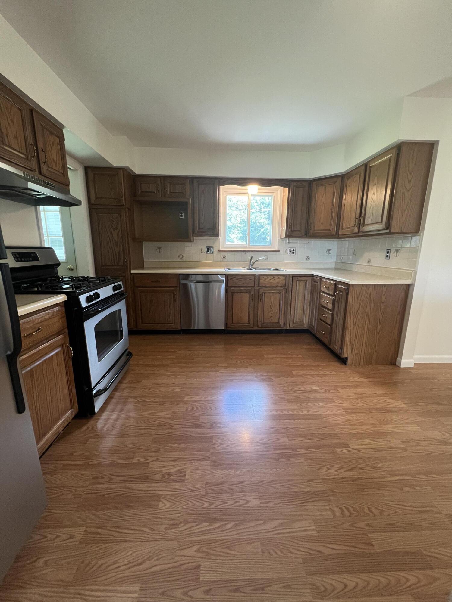 8936 Huron River Drive