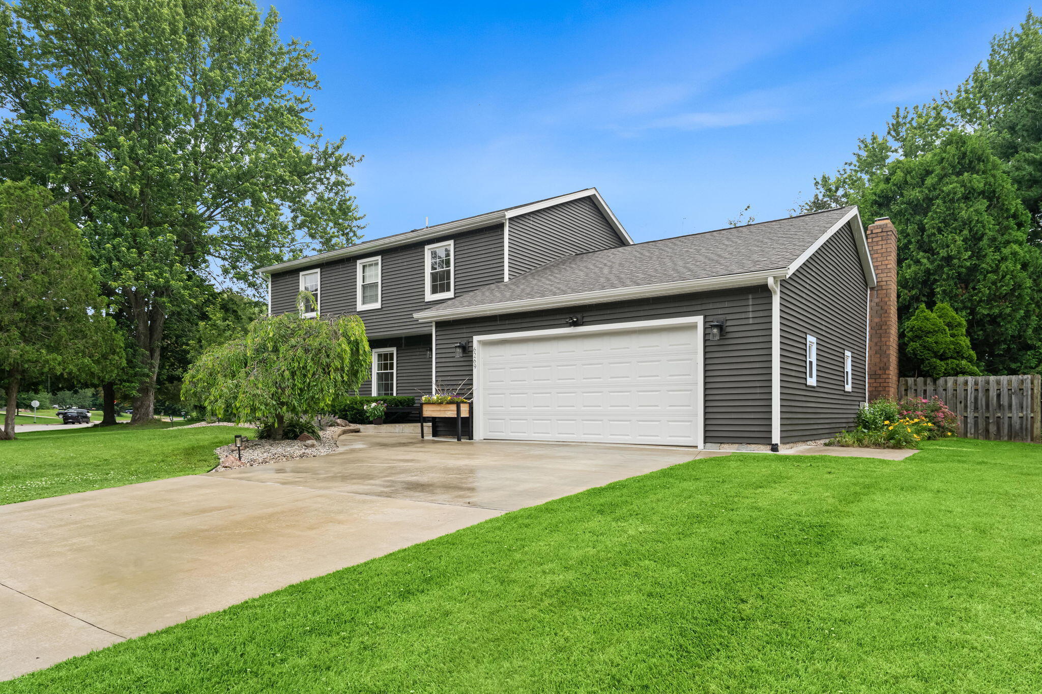 6269 Eagle Ridge Drive