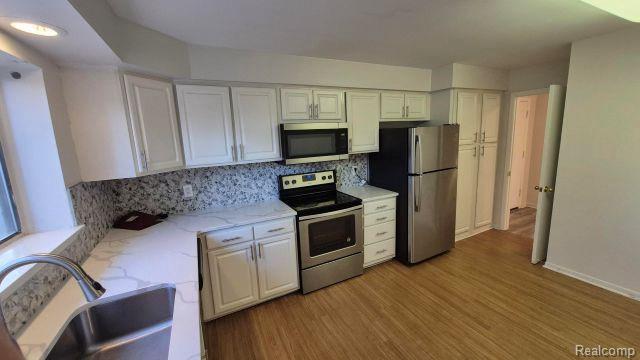 16245 Roanoke Street 202